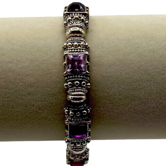 Vintage Silver Tone Bracelet & Owl Necklace With Faux Gemstones.      N40 - Picture 5 of 9